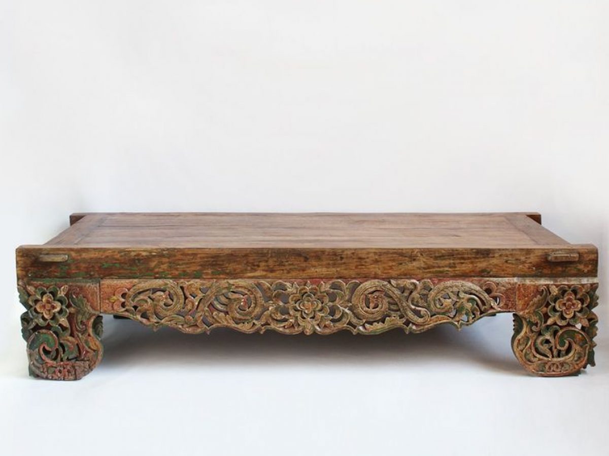 Vintage Hand Carved Teak Balinese Bench Great Used As A Unique Coffee Table In Colonial Furniture Indonesia Colonial Furniture Colonial Furniture Colonial Furniture Manufacturer